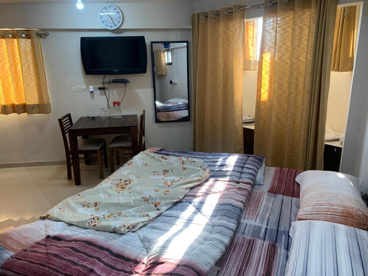 Kamil'S Studio Apartment ลัคเนา ภายนอก รูปภาพ